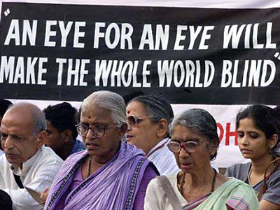 Οφθαλμός αντί οφθαλμού… κυριολεκτικά